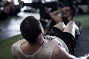 entrenamiento de abdominales en poble Nou Barcelona